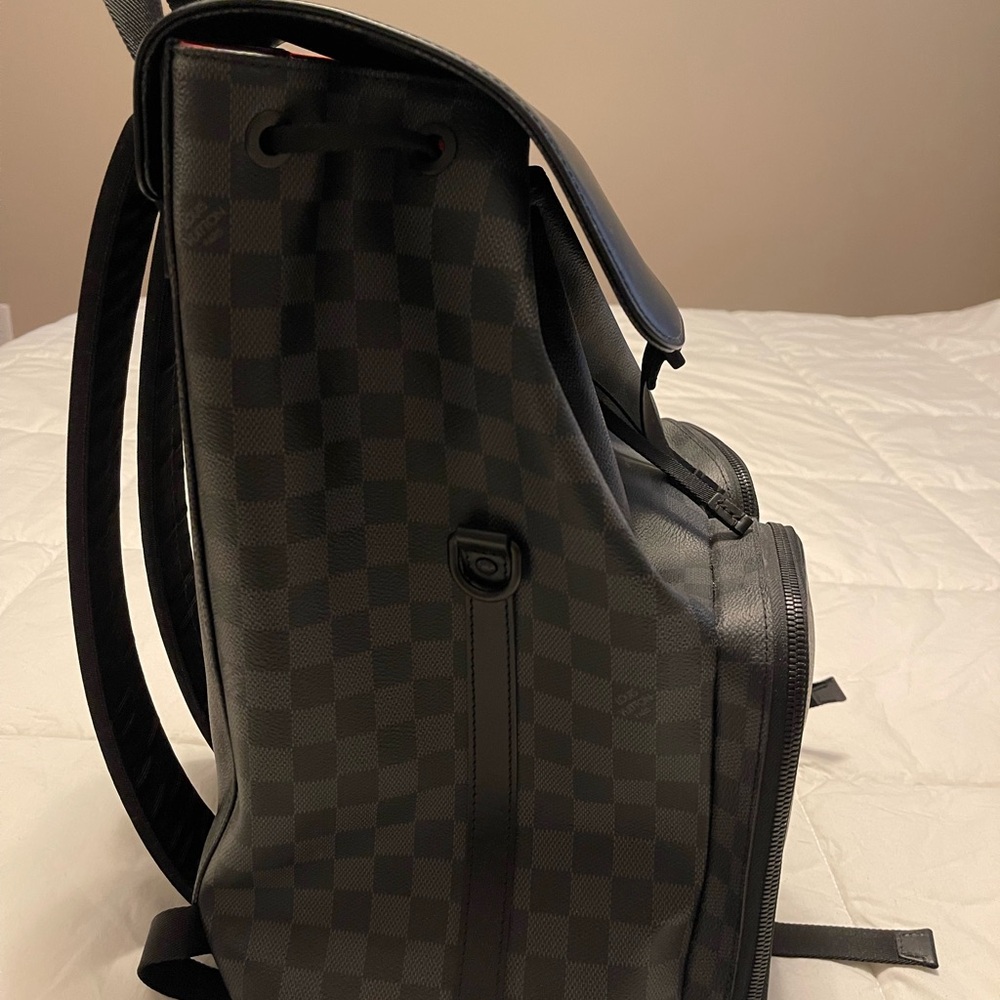 Louis Vuitton Utility Backpack - Picture 2 of 8